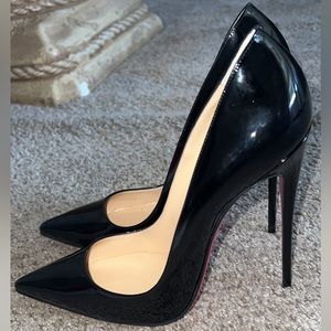 Christian Louboutin So Kate black patent leather heels size 11.5/41.5